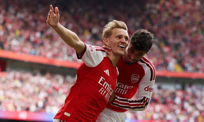 Arsenal đấu với Chelsea ở vòng 3 giải Ngoại Hạng Anh. (Ảnh: Reuters)