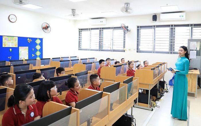 Một tiết học của học sinh Trường Tiểu học Giảng Võ (phường Giảng Võ). Ảnh: Đỗ Tâm