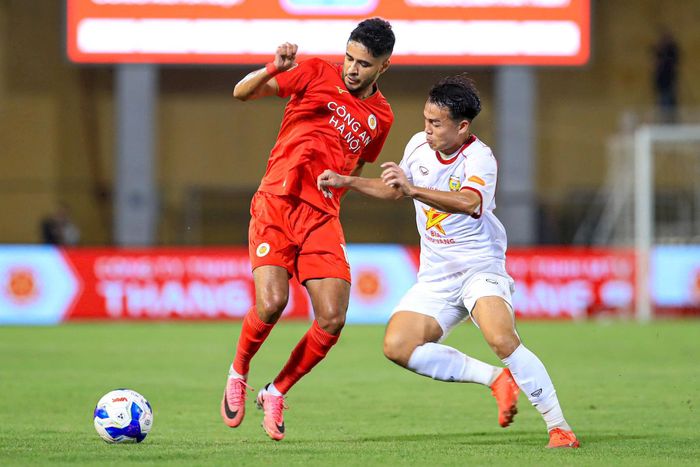 CAHN có chiến thắng 2-0 trước Hà Tĩnh. Ảnh: VPF