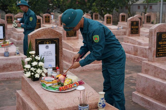 Trên địa bàn xã Liên Minh hiện có 14 hài cốt liệt sĩ chưa xác định được danh tính. Ảnh: Đào Thắm