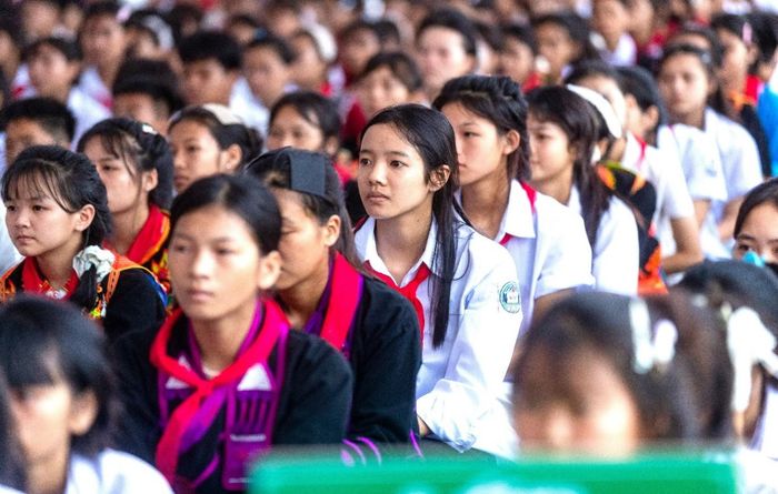 Học sinh Trường Phổ thông nội trú Tiểu học và THCS PETROVIETNAM - Phong Thổ náo nức tham gia lễ Khai giảng. Ảnh: PetroVietnam