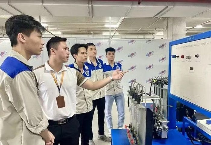 Bộ GD-ĐT được yêu cầu hoàn thiện Đề án sắp xếp cơ sở giáo dục đại học, giáo dục nghề nghiệp, báo cáo Thủ tướng Chính phủ trong tháng 9 năm 2026.