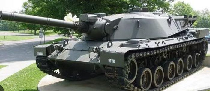 Abrams vì thế không phải MBT-70 được làm lại. Nó là kết quả của một quá trình học hỏi từ MBT-70 và XM803, sau đó kết hợp những công nghệ đã trưởng thành vào một thiết kế thực tế hơn.
