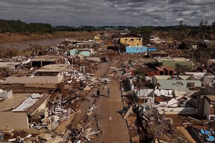 Lượng mưa kỷ lục liên quan đến hiện tượng El Nino gây ra lũ lụt ở bang Rio Grande do Sul, Brazil