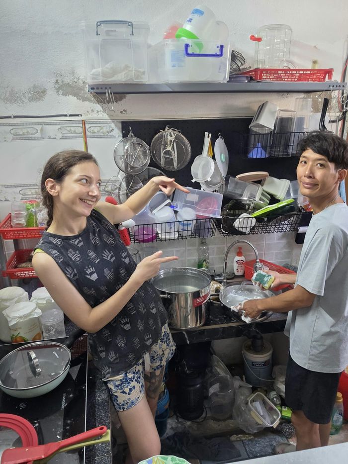 Cả hai cùng sống trong một căn nhà nhỏ ở Đà Nẵng.