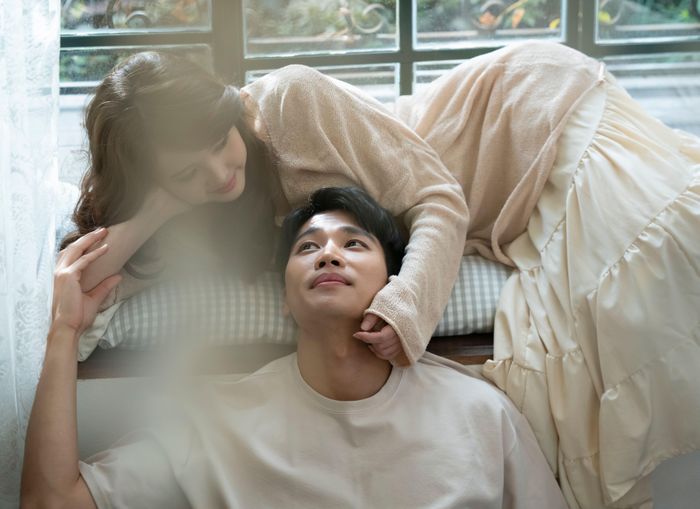 Các cặp đôi có xu hướng sở hữu những nét tương đồng về khuôn mặt ngay từ khi bắt đầu mối quan hệ. Ảnh: QUIN Bridal/Pexels.