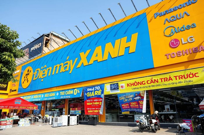 Điện Máy Xanh đóng bớt cửa hàng ở Việt Nam, mở thêm 126 điểm bán tại Indonesia trong 8 tháng đầu năm. Ảnh: DMX.