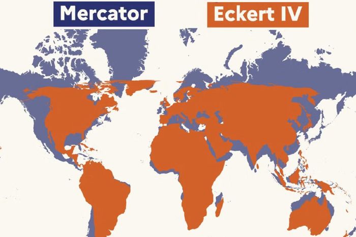  So sánh bản đồ Mercator và bản đồ Eckert IV. Ảnh minh họa: Bộ Ngoại giao Pháp. 