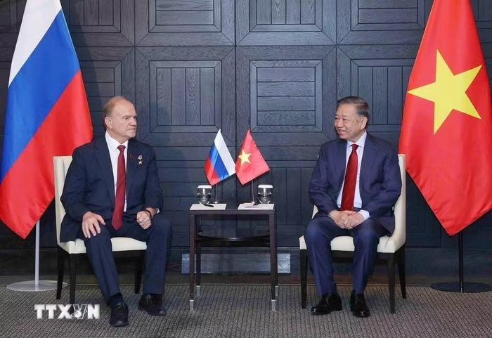 Tổng Bí thư, Chủ tịch nước Tô Lâm tiếp Chủ tịch Đảng Cộng sản Liên bang Nga Gennady Zyuganov. Ảnh: Thống Nhất/TTXVN.