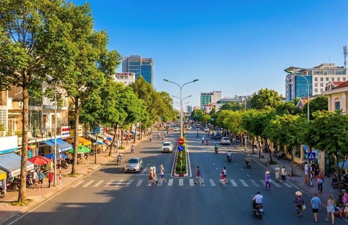 Thời tiết Hà Nội duy trì nắng trong ngày, chiều tối và đêm có mưa vài nơi. Ảnh minh họa