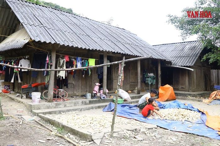 Những nếp sinh hoạt truyền thống vẫn được duy trì, gìn giữ