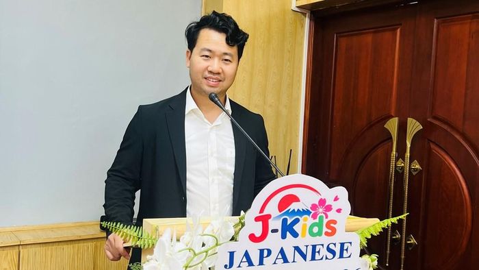 Lãnh sự nước Cộng hòa Xã hội Chủ nghĩa Việt Nam tại Osaka Nguyễn Đăng Hoàng phát biểu