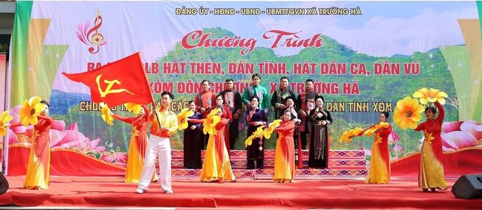 Chương trình văn nghệ ra mắt câu lạc bộ và báo cáo kết quả lớp truyền dạy hát Then, đàn Tính xã Trường Hà