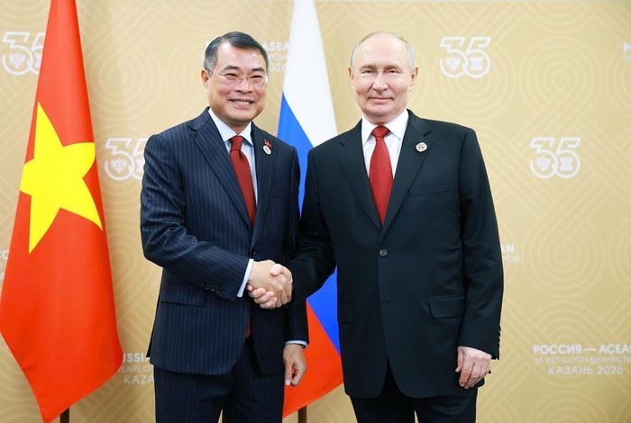 Thủ tướng Lê Minh Hưng hội kiến Tổng thống Nga Vladimir Putin trong chuyến tham dự Hội nghị Cấp cao Kỷ niệm 35 năm quan hệ ASEAN - Nga (Kazan, Cộng hòa Tatarstan, 6/2026). Ảnh: Dương Giang – TTXVN