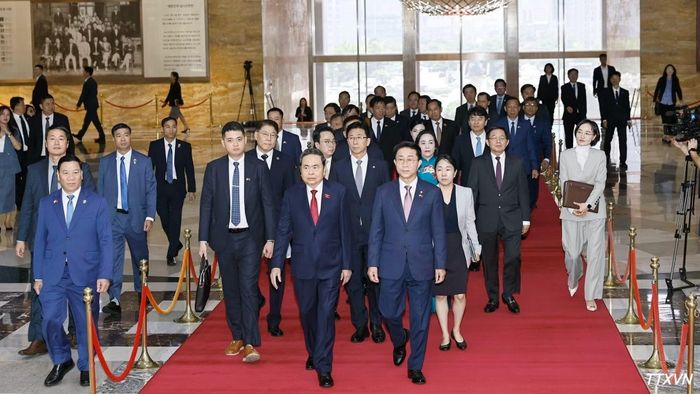  Lễ đón Chủ tịch Quốc hội Trần Thanh Mẫn thăm chính thức Hàn Quốc﻿. 