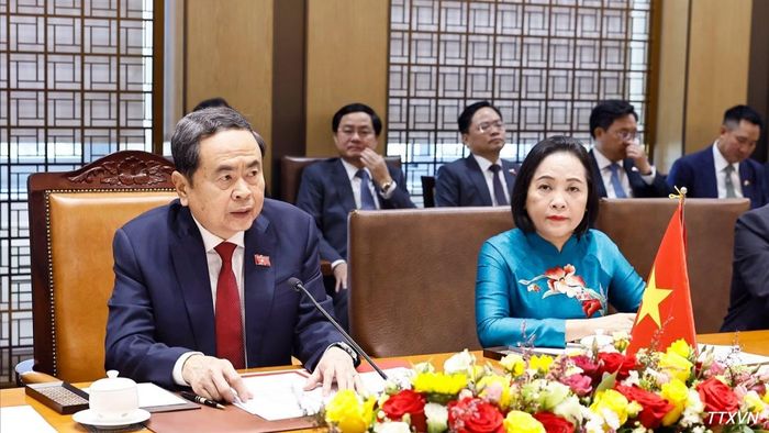 Chủ tịch Quốc hội Trần Thanh Mẫn hội đàm với Chủ tịch Quốc hội Đại Hàn Dân Quốc Cho Jeong Sik.