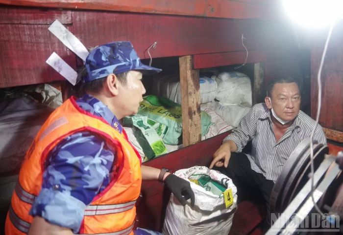Lực lượng chức năng bắt giữ các đối tượng trong Chuyên án 126MT.