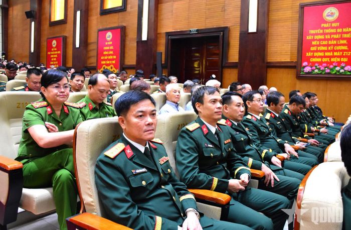 Các đại biểu dự lễ kỷ niệm.  