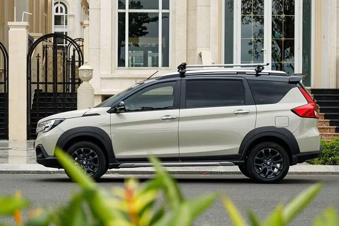 Ngoài XL7, Suzuki còn triển khai chương trình ưu đãi chính hãng dành cho các mẫu xe khác, gồm Fronx, Jimny và Swift.