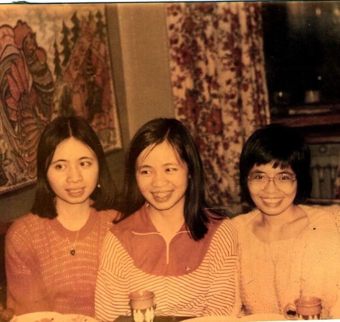 Hình ảnh ba chị em Lê Hoàng Lan, Lê Hồng Vân và Lê Ngọc Mai khi còn trẻ. Nguồn: vietnamarchi.vn.