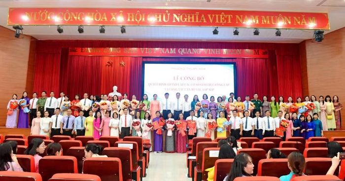 Lễ công bố quyết định sắp xếp tinh giản các cơ sở giáo dục tại phường Thuận Hóa - một địa bàn trọng điểm tại TP Huế.
