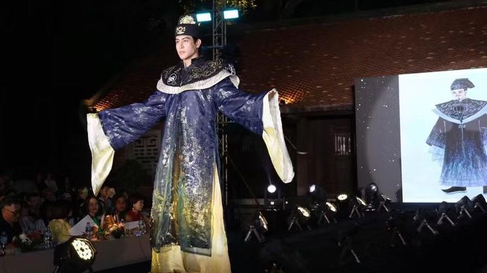 Nhiều tác giả tìm đến tinh thần phía sau di sản và diễn giải bằng ngôn ngữ thời trang đương đại.