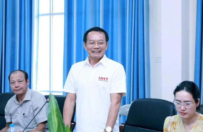 NGƯT.TS Nguyễn Xuân Khánh - Hiệu trưởng Trường Cao đẳng Công nghệ cao Hà Nội trao đổi tại hội thảo.