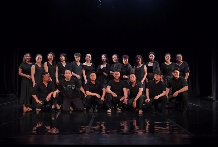 Dàn hợp xướng của vở opera kinh điển Tosca. (Nguồn: VNOB)