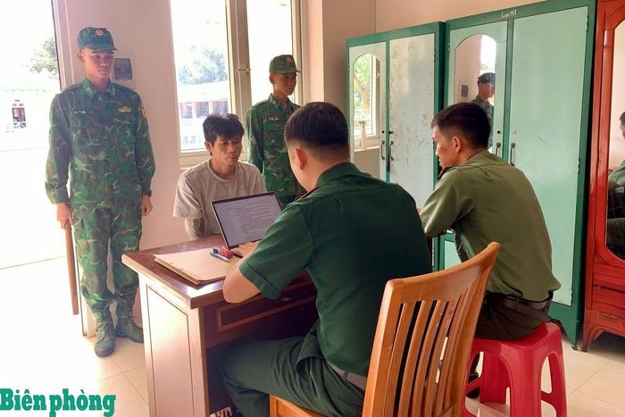 Đối tượng Nguyễn Quốc Vũ bị bắt giữ từ nguồn tin do người dân cung cấp thông qua “Hòm thư điện tử tiếp nhận tin báo tố giác tội phạm”. Ảnh: Đơn vị cung cấp