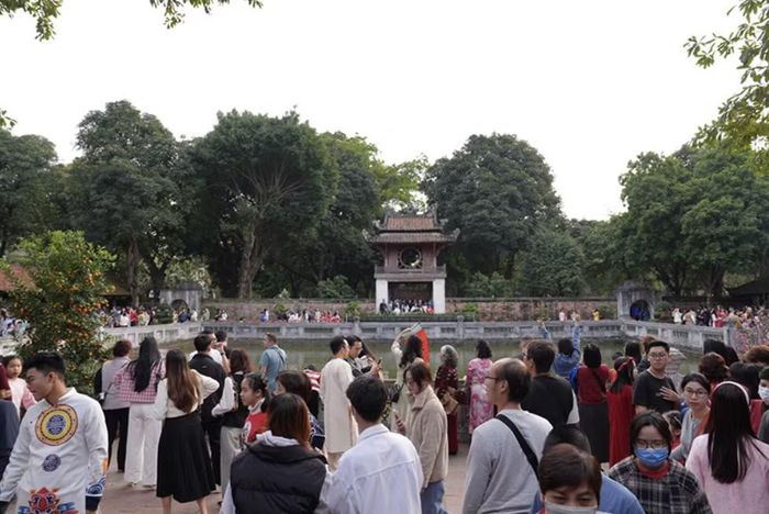 Chúng ta cần mạnh dạn phát triển các sản phẩm cao cấp, hướng tới nhóm khách có khả năng chi trả lớn, thay vì chủ yếu cạnh tranh bằng giá rẻ. Ảnh: Sở VHTT&DL Hà Nội