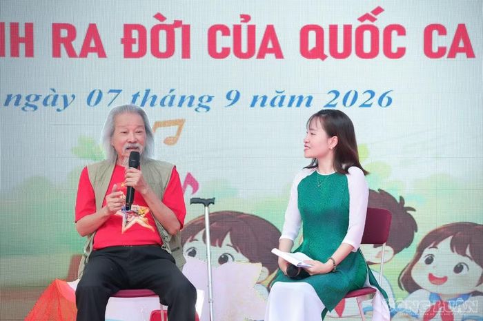 Nghệ sĩ Văn Thao giao lưu, chia sẻ những câu chuyện về người cha – cố nhạc sĩ Văn Cao.
