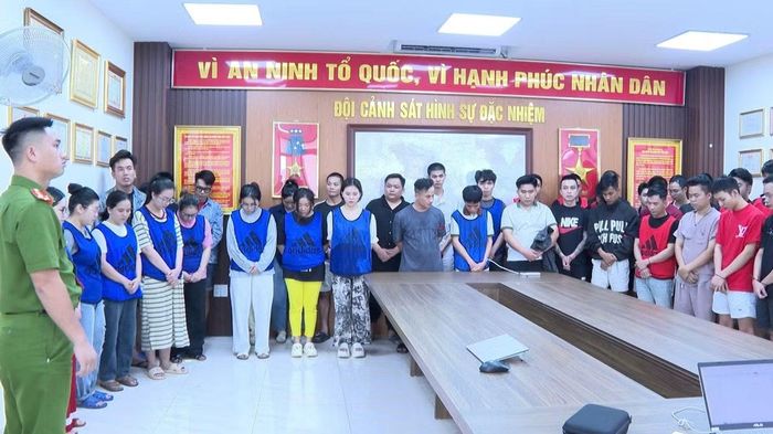 Các đối tượng tại cơ quan điều tra. Ảnh: CAHP