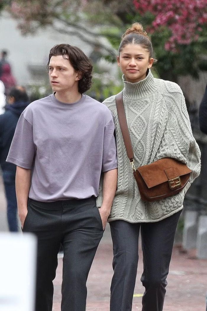 Tom Holland và Zendaya yêu đương kín tiếng dù là cặp sao hot hàng đầu Hollywood. Ảnh: Backgrid/Shutterstock