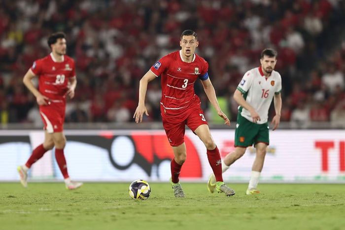 Liên đoàn Bóng đá Indonesia tính triệu tập Idzes dự ASEAN Cup 2026. Dù vậy, Sassuolo từ chối "nhả người" Idzes vì muốn trung vệ này tập trung hồi phục chấn thương và sẵn sàng thể trạng cho mùa giải mới ở Serie A. Khi có Idzes, chất lượng hàng thủ của Indonesia được nâng tầm. Idzes là cầu thủ đắt nhất lịch sử bóng đá Đông Nam Á và giá trị của anh được dự đoán còn tăng trong thời gian tới.