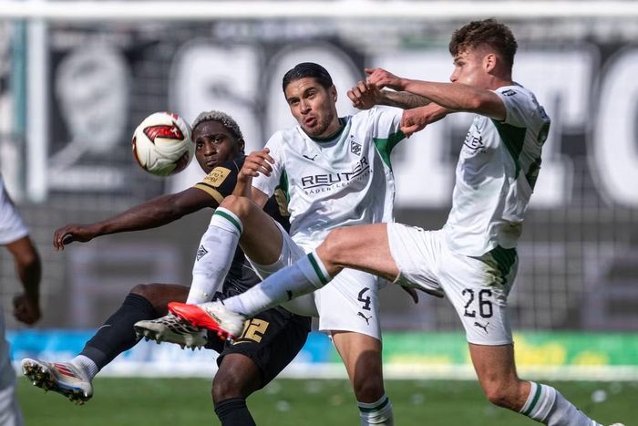 Kevin Diks (5,81 triệu USD): Diks đang đá chính cho Borussia Monchengladbach ở Bundesliga. Trong trận mới nhất giữa Monchengladbach và SV Elversberg, Diks đá trọn 90 phút và được chấm 6,2 điểm. Màn trình diễn của trung vệ 29 tuổi từ đầu Bundesliga 2026/27 chỉ ở mức trung bình.