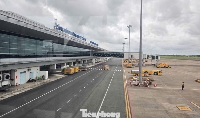 Sân bay Cần Thơ hiện nay chỉ khai thác cầm chừng do lượng khách ít.
