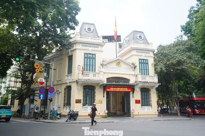 Khu vực trụ sở Cơ quan Cảnh sát điều tra Thành phố tại số 2 Tràng Thi và khu vực lân cận sẽ được cải tạo, xây dựng lại để phục vụ du lịch, phát triển kinh tế - xã hội.