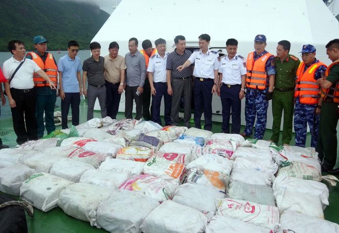 Số lượng tang vật thu giữ trị giá trên thị trường ma túy bất hợp pháp tương đương khoảng 800 tỷ đồng.