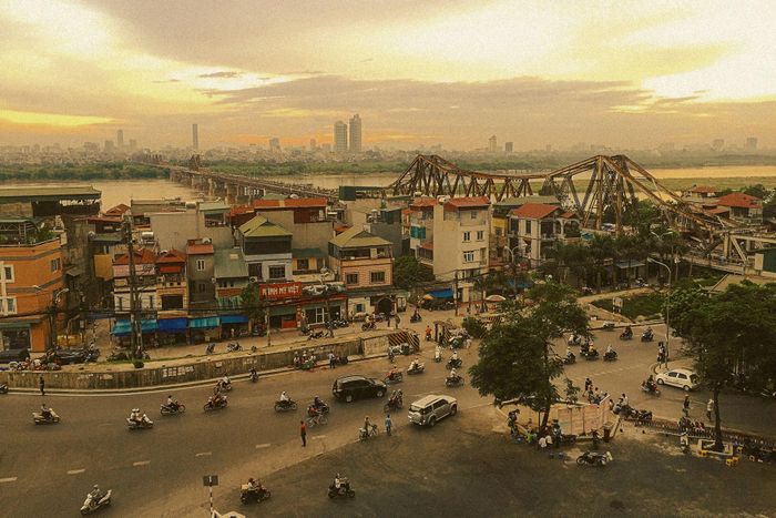Figure 2: Hà Nội với những lớp nhịp sống đan xen, tựa một bản Jazz luôn chuyển động và đầy ngẫu hứng.