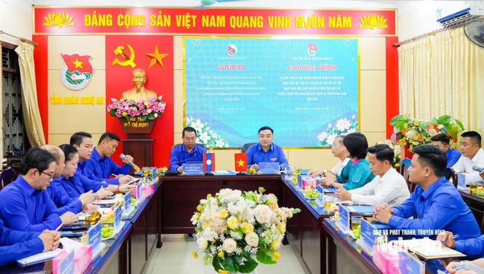 Quang cảnh buổi tọa đàm. Ảnh: T.L