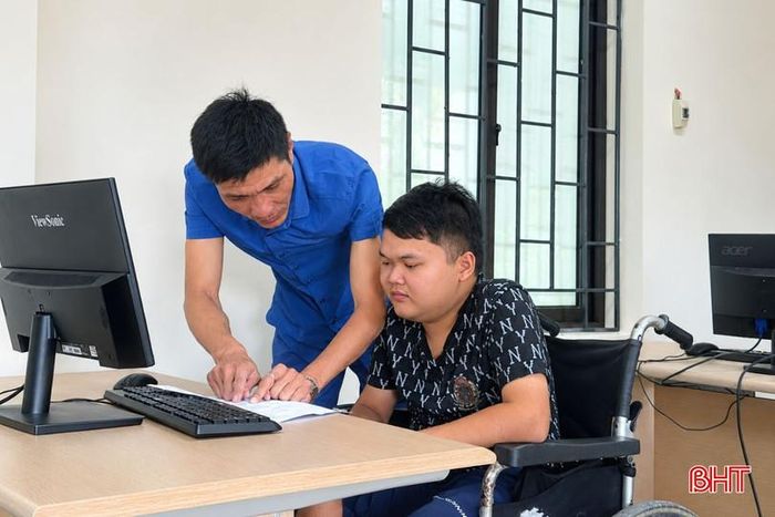 Người khuyết tật mong muốn có việc làm phù hợp sau khi đào tạo nghề.