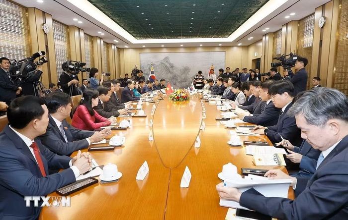 Chủ tịch Quốc hội Trần Thanh Mẫn hội đàm với Chủ tịch Quốc hội Đại Hàn Dân Quốc Cho Jeong Sik. (Ảnh: Doãn Tấn/TTXVN)