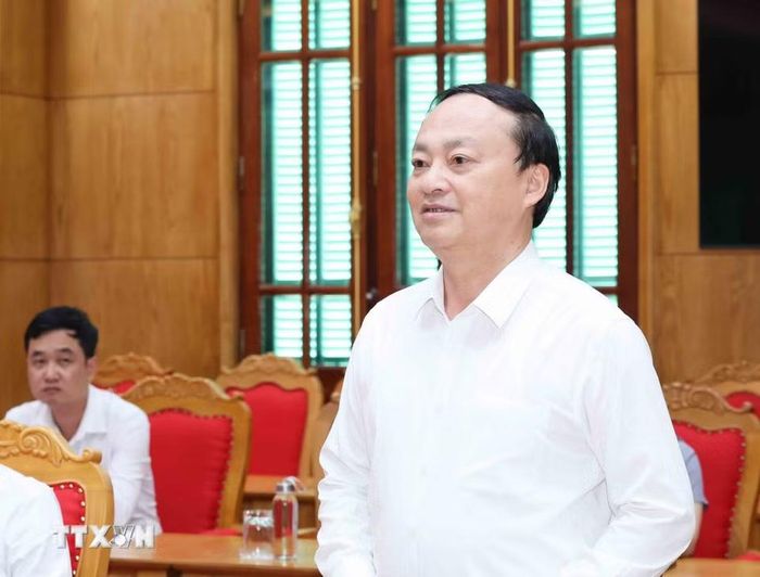 Đồng chí Đỗ Tiến Sỹ, Ủy viên Trung ương Đảng, Ủy viên Ban Thường vụ Đảng ủy các cơ quan Đảng Trung ương, Bí thư Đảng uỷ, Tổng Giám đốc Đài Tiếng nói Việt Nam phát biểu tại hội nghị. (Ảnh: Phương Hoa/TTXVN)