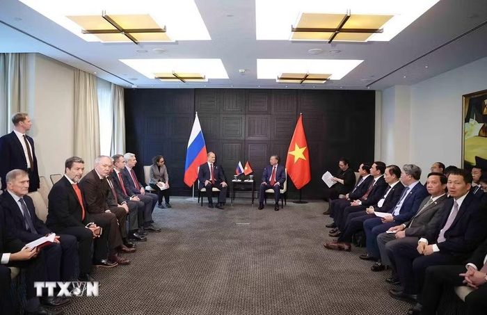 Tổng Bí thư, Chủ tịch nước Tô Lâm tiếp Chủ tịch Đảng Cộng sản Liên bang Nga Gennady Zyuganov. (Ảnh: Thống Nhất/TTXVN)