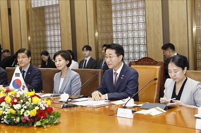 Chủ tịch Quốc hội Hàn Quốc Cho Jeong Sik phát biểu tại hội đàm. Ảnh: Doãn Tấn/TTXVN