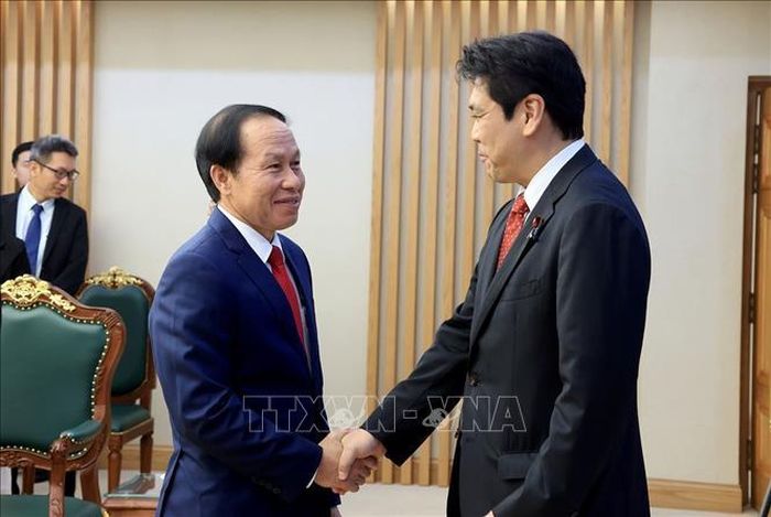 Phó Thủ tướng Lê Tiến Châu đón ngài Matsumoto Yohei, Bộ trưởng Giáo dục, Văn hóa, Thể thao, Khoa học và Công nghệ Nhật Bản. Ảnh: Tuấn Anh/TTXVN