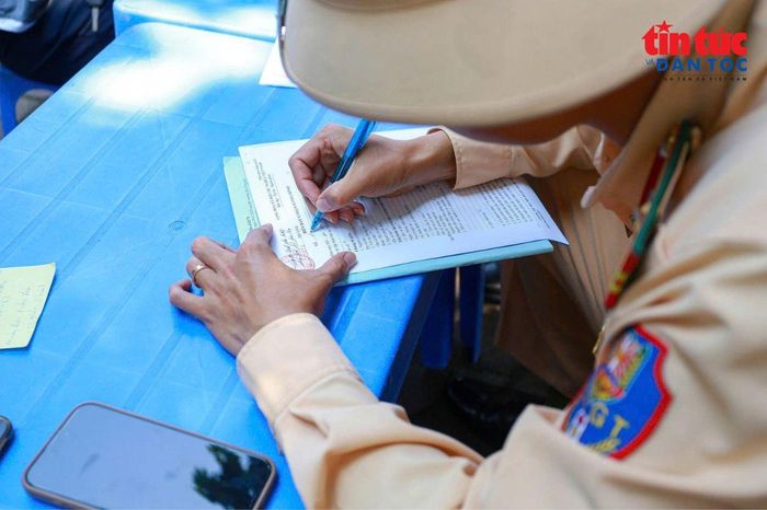 Việc siết chặt kiểm tra được kỳ vọng góp phần hình thành thói quen tham gia giao thông an toàn, hạn chế nguy cơ tai nạn trên đường đến trường.