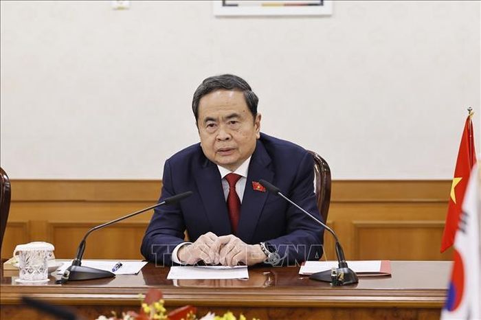 Chủ tịch Quốc hội Trần Thanh Mẫn phát biểu tại cuộc hội kiến Thủ tướng Hàn Quốc Han Seong-sook. Ảnh: Doãn Tấn/TTXVN