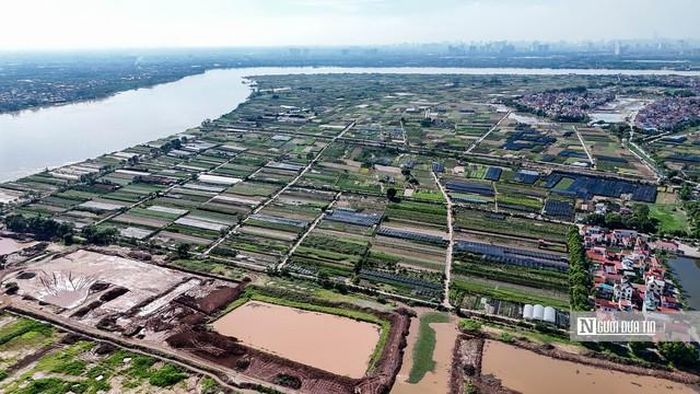 Việc di dời, tái thiết chỉ áp dụng với những khu vực không bảo đảm an toàn phòng, chống và thoát lũ (Ảnh: Hữu Thắng).