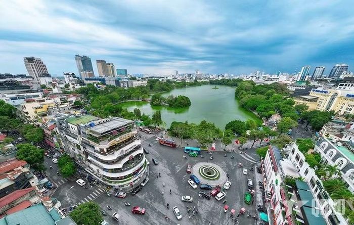 Khu vực hồ Gươm nhìn từ trên cao. Ảnh: Báo QĐND.